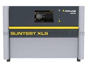 EQUIPAMENTO PARA ENSAIOS DE EXPOSIÇÃO À LUZ E INTEMPÉRIE